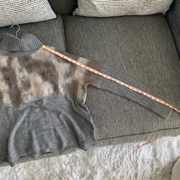 Western style wool turtleneck sweater gray and tan NSF for Intermix size small - Picture 16 of 16